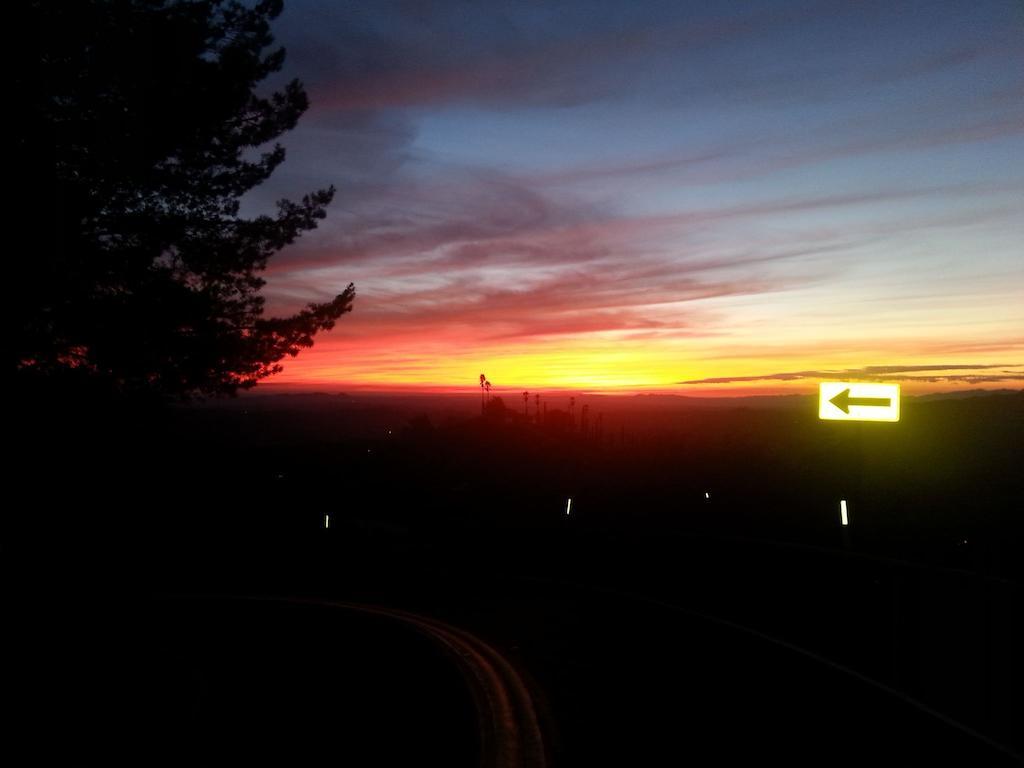Rainbow Guest House Fallbrook Esterno foto