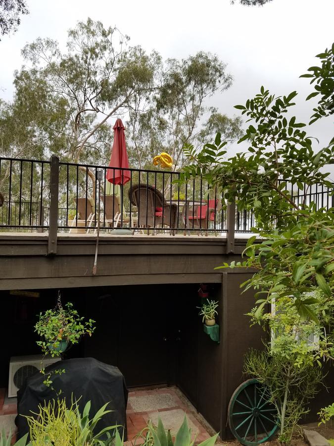 Rainbow Guest House Fallbrook Esterno foto