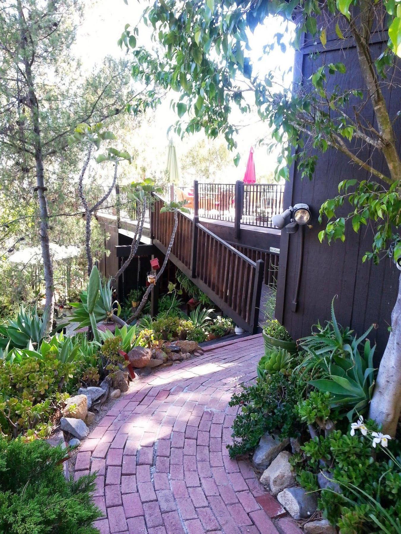 Rainbow Guest House Fallbrook Esterno foto